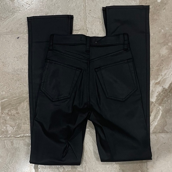 NWOT Abercrombie Ultra High Rise 90s Slim Straight Jean Coated Black (Size 24) - Picture 4 of 7